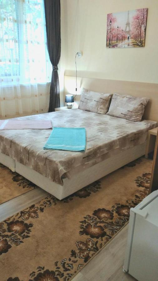 Rose & Water Guest House 파벨 반야 외부 사진