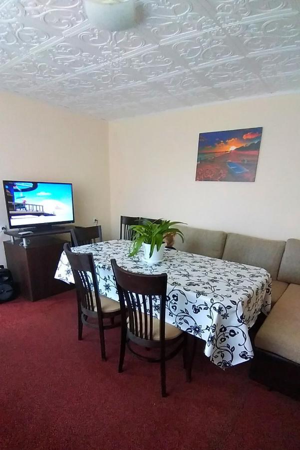 Rose & Water Guest House 파벨 반야 외부 사진