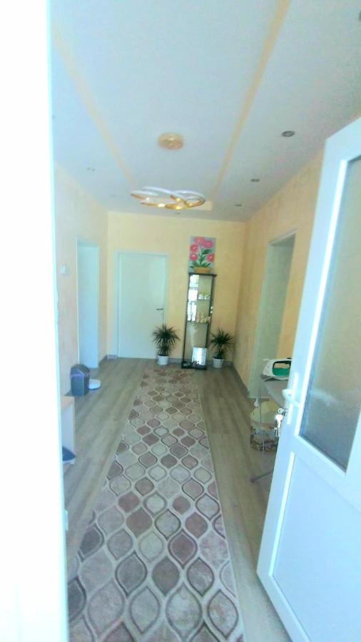 Rose & Water Guest House 파벨 반야 외부 사진