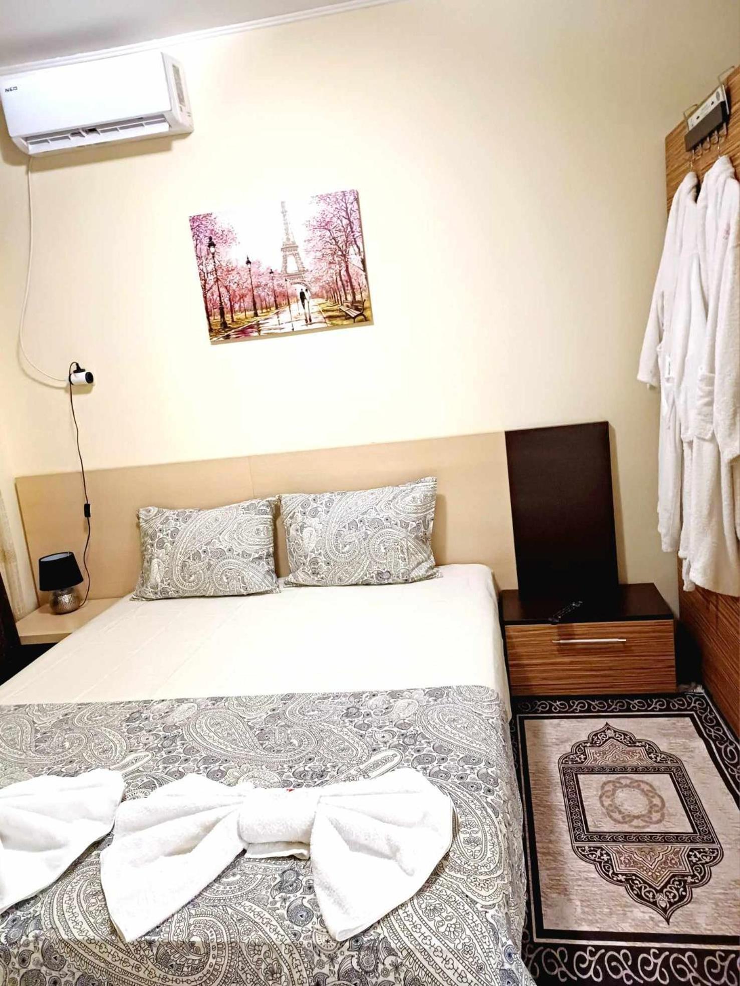 Rose & Water Guest House 파벨 반야 외부 사진