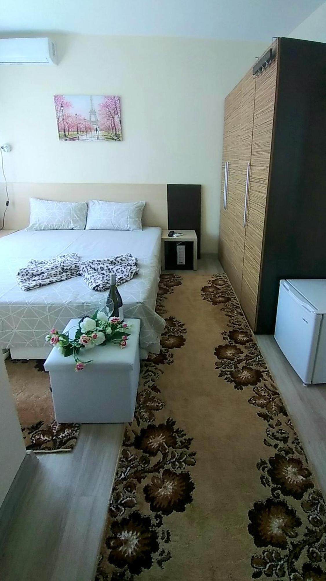 Rose & Water Guest House 파벨 반야 객실 사진